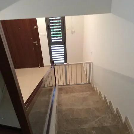 Salamis Park 펜션 *