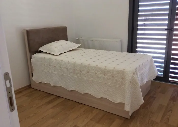 Semesterbostad Salamis Park *